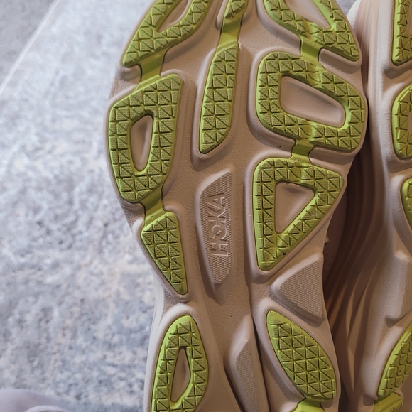 HOKA Women's Cream Running Shoes - Picture 8 of 9